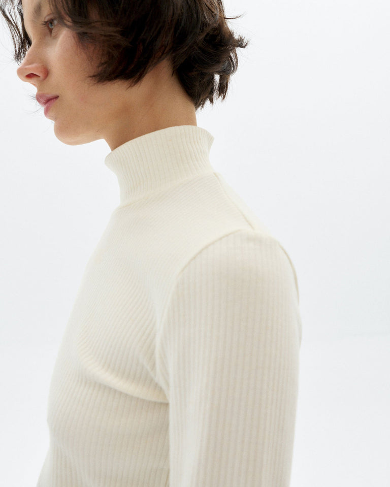 Top cuello alto blanco hemp Aine sostenible - 3