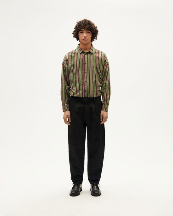 Pantalón negro Wotan sostenible-3