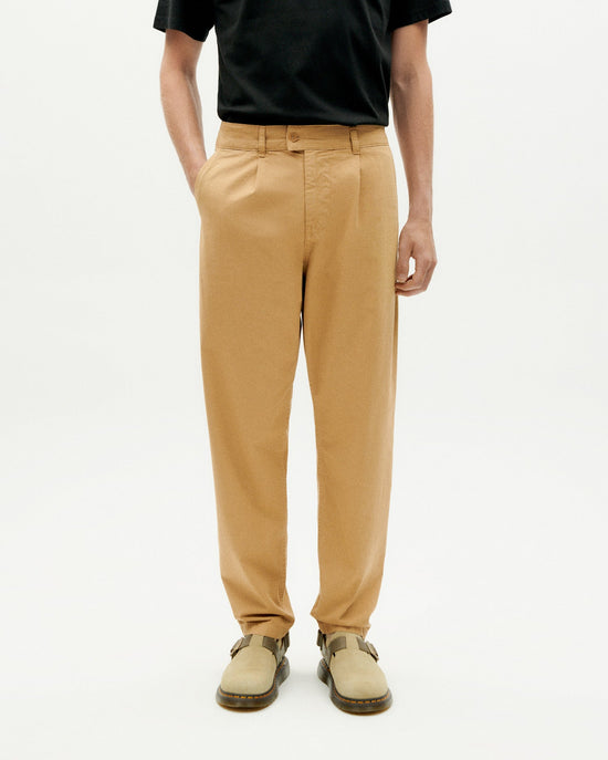 Pantalón camel Wotan sostenible -1
