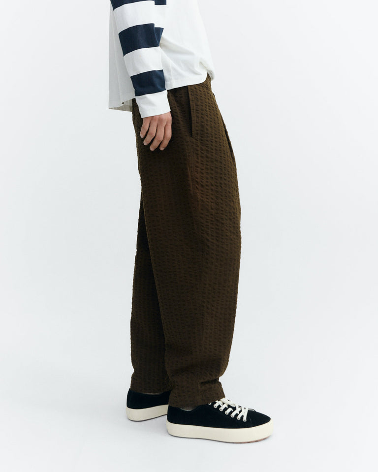 Pantalón loose seersucker marrón Luc sostenible - 3