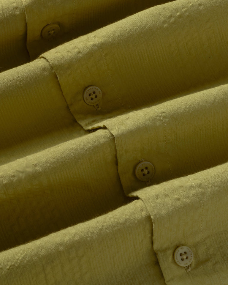 Camisa oversize seersucker verde Haru sostenible silueta - 2