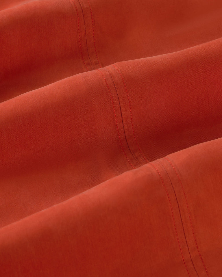 Vestido largo rojo cupro Sade sostenible silueta - 2