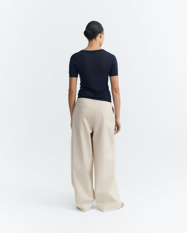 Top punto navy semitransparente Noctis sostenible - 4