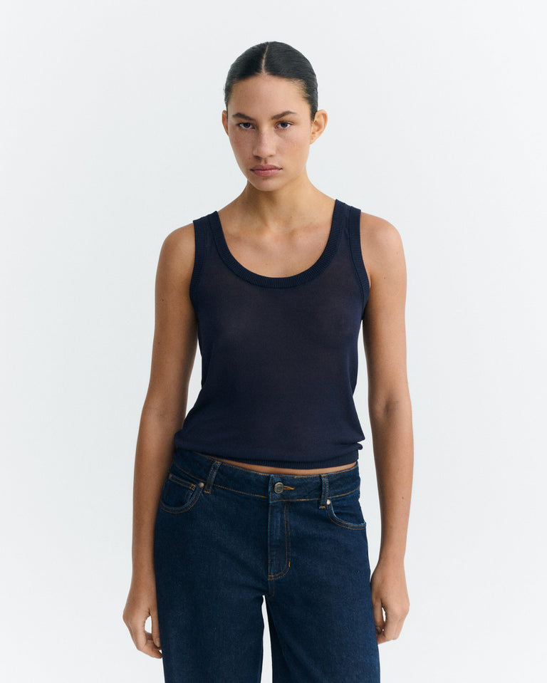 Top punto navy semitransparente Nocta sostenible - 2