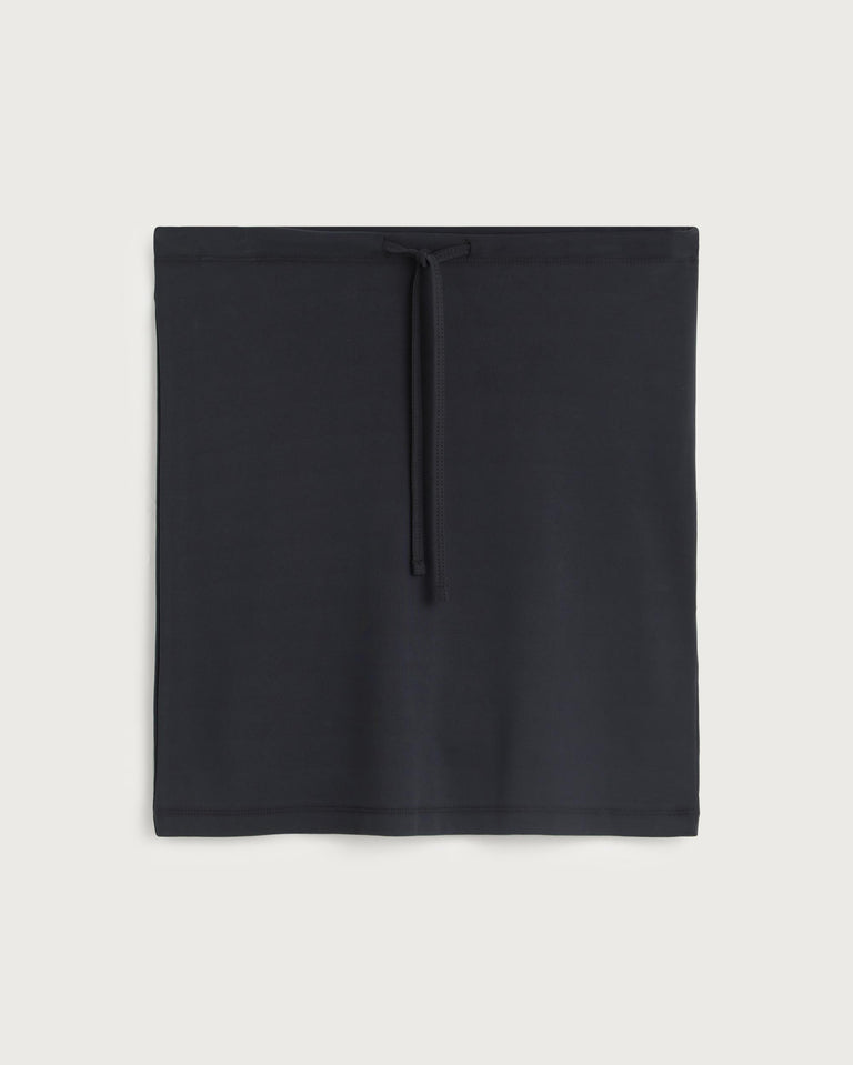 Falda corta negra Clarion sostenible silueta - 1