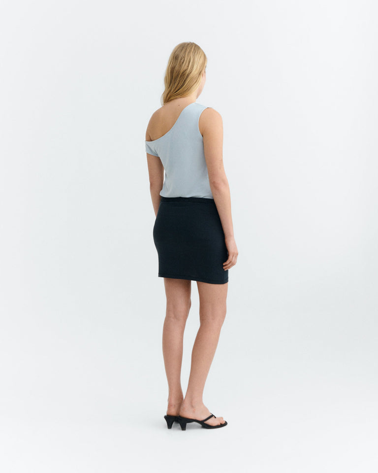 Falda corta negra Clarion sostenible - 4