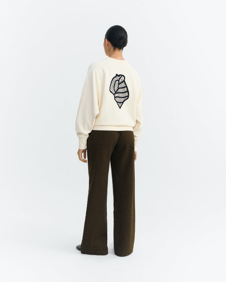 Sudadera bordada a mano shell Bonnie sostenible - 5