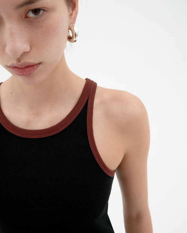 Top negro contraste Harriet sostenible-3