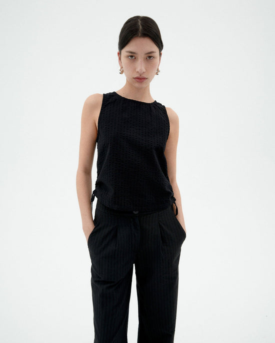 Top negro seersucker Florence sostenible-1