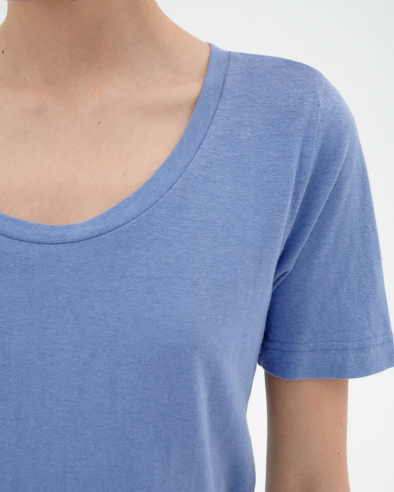 Camiseta azul claro hemp Cassia sostenible-3