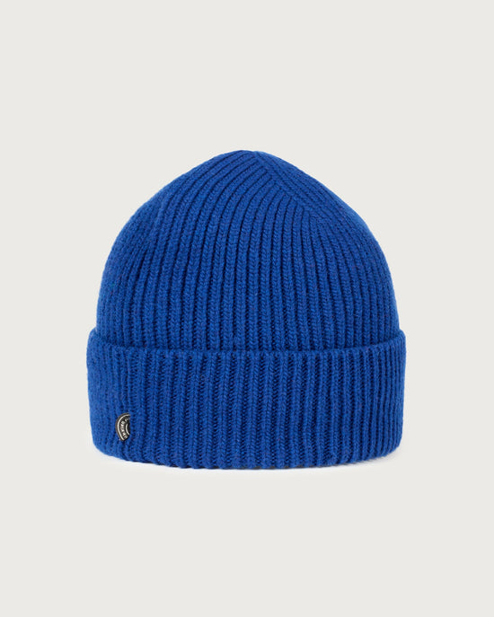 Beanie amor azul sostenible-foto silueta1